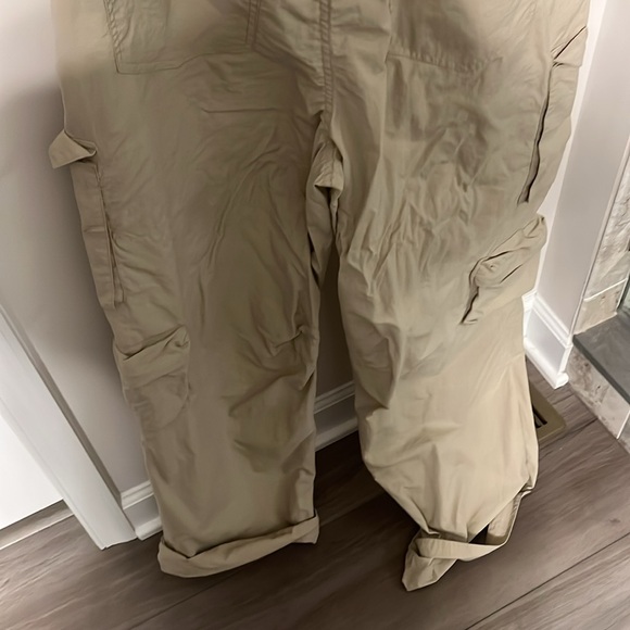Womens wide leg cargo pants Forever 21 brand size large - Picture 7 of 8